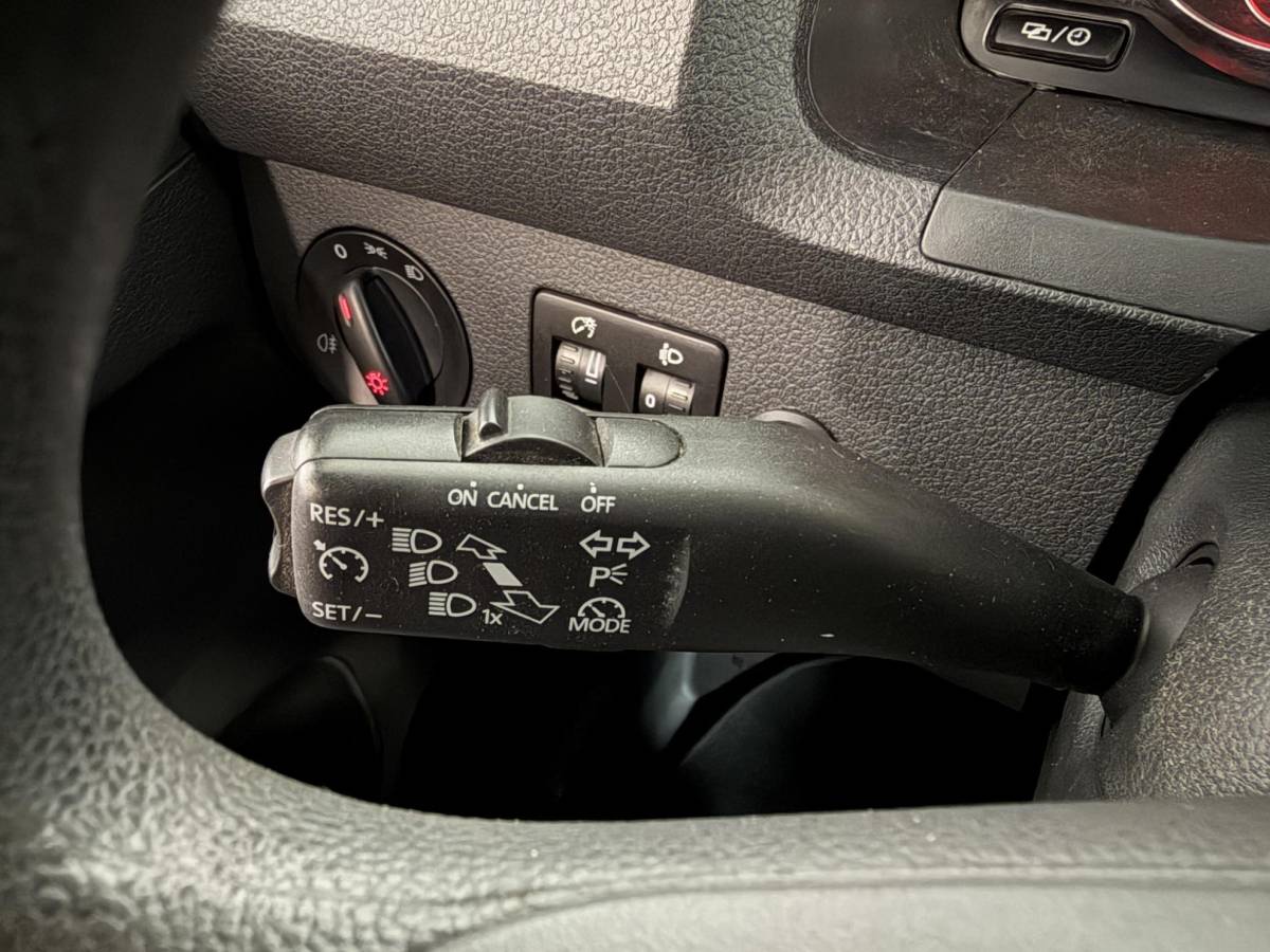 Volkswagen Caddy Volkswagen Caddy 2.0 TDI L2H1 BMT Maxi Trendline Airco Stoelverwarming Cruise Control Trekhaak