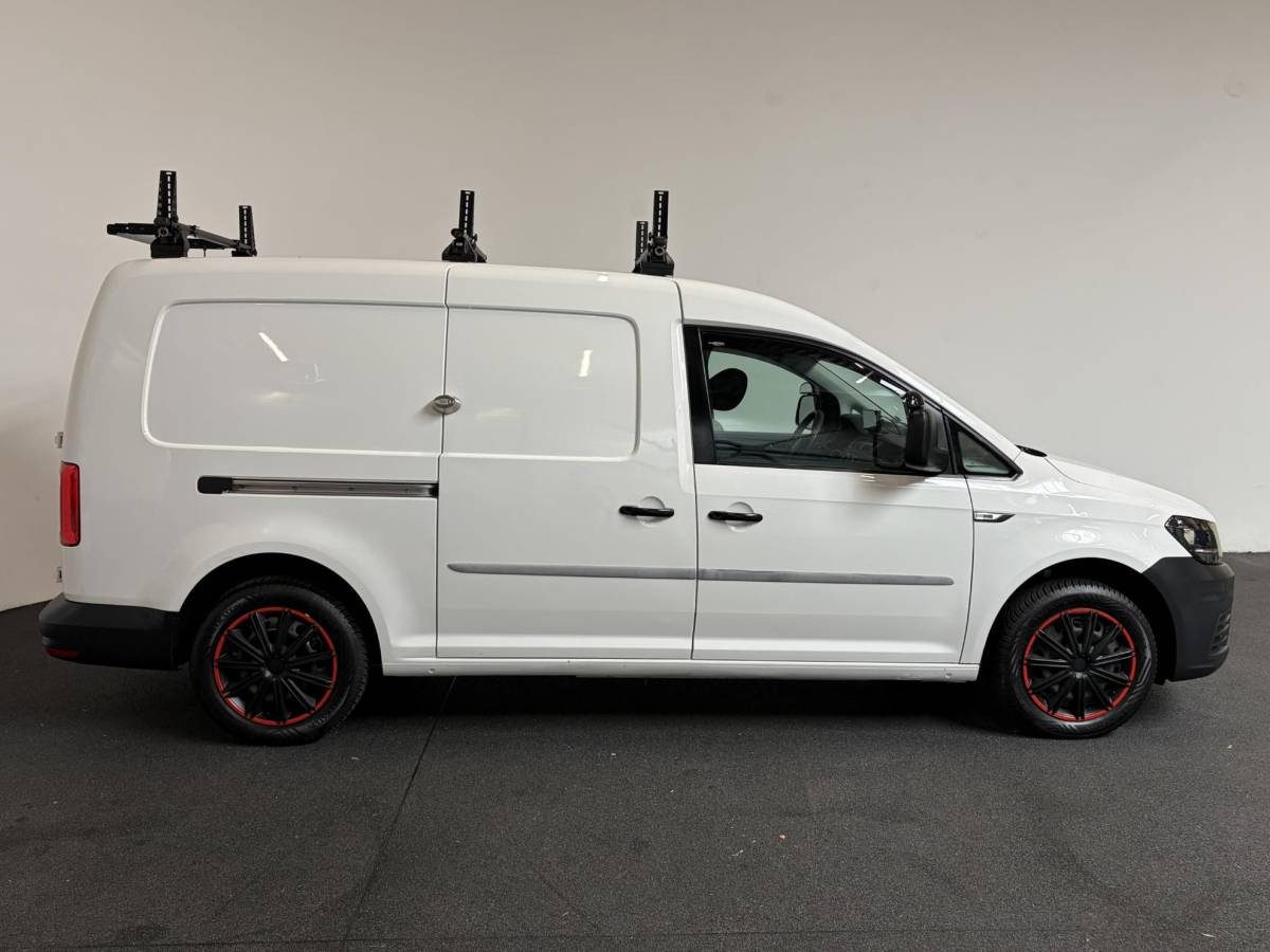 Volkswagen Caddy Volkswagen Caddy 2.0 TDI L2H1 BMT Maxi Trendline Airco Stoelverwarming Cruise Control Trekhaak