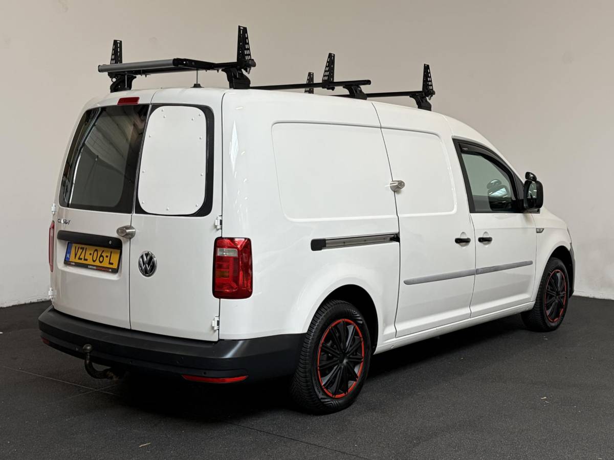 Volkswagen Caddy Volkswagen Caddy 2.0 TDI L2H1 BMT Maxi Trendline Airco Stoelverwarming Cruise Control Trekhaak