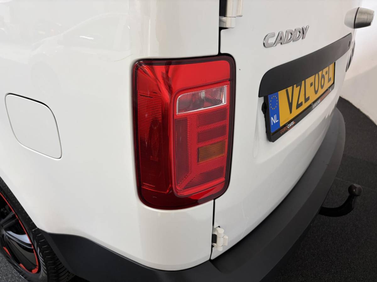 Volkswagen Caddy Volkswagen Caddy 2.0 TDI L2H1 BMT Maxi Trendline Airco Stoelverwarming Cruise Control Trekhaak