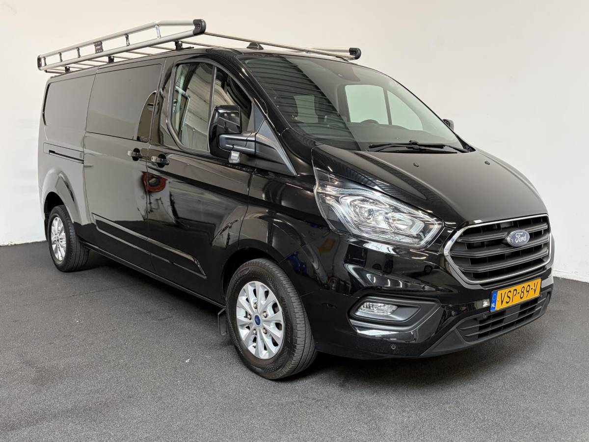 Ford Transit Custom Ford Transit Custom 300 2.0 TDCI L2H1 Limited Dubbele cabine Navigatie Airco 2 Schuifdeuren Trekhaak Parkeersensoren Carplay DAB