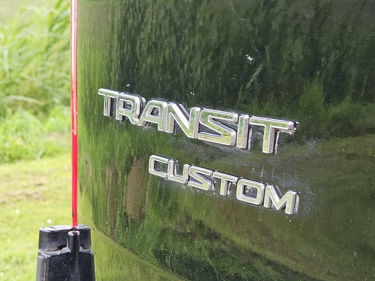 Ford Transit FORD TRANSIT 2.0 l1h1 euro6 130pk nap