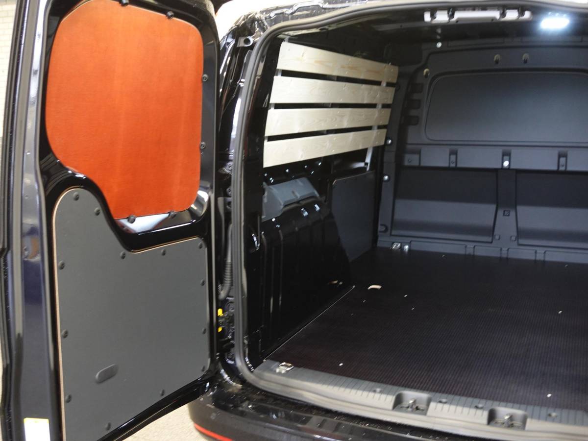 Volkswagen Caddy Volkswagen Caddy Cargo Maxi 2.0 TDI Style Automaat Airco Carplay Adaptive Cruise Control PDC VA Camera Trekhaak 17″ LM Velgen