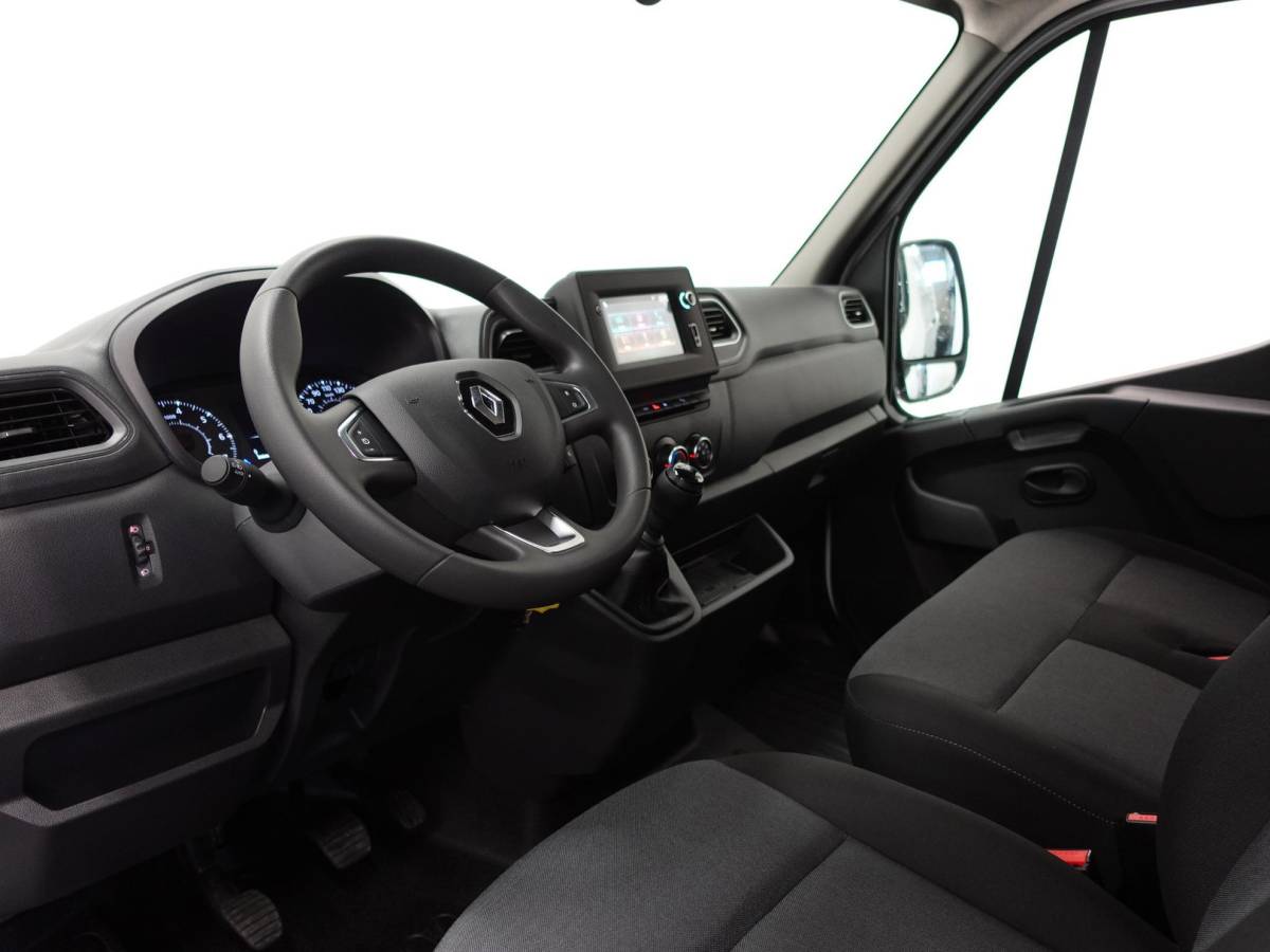 Renault Master Renault Master T33 2.3 dCi 135PK L2H2 Airco Cruise control Parkeersensoren Navigatie Trekhaak