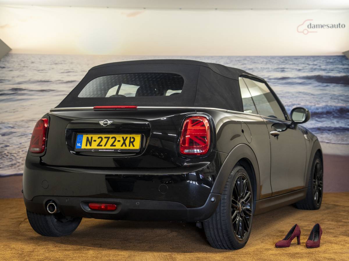 MINI Cooper Cabrio Mini Cabrio 1.5 Cooper Chili Cabriolet, vol opties, incl garantie