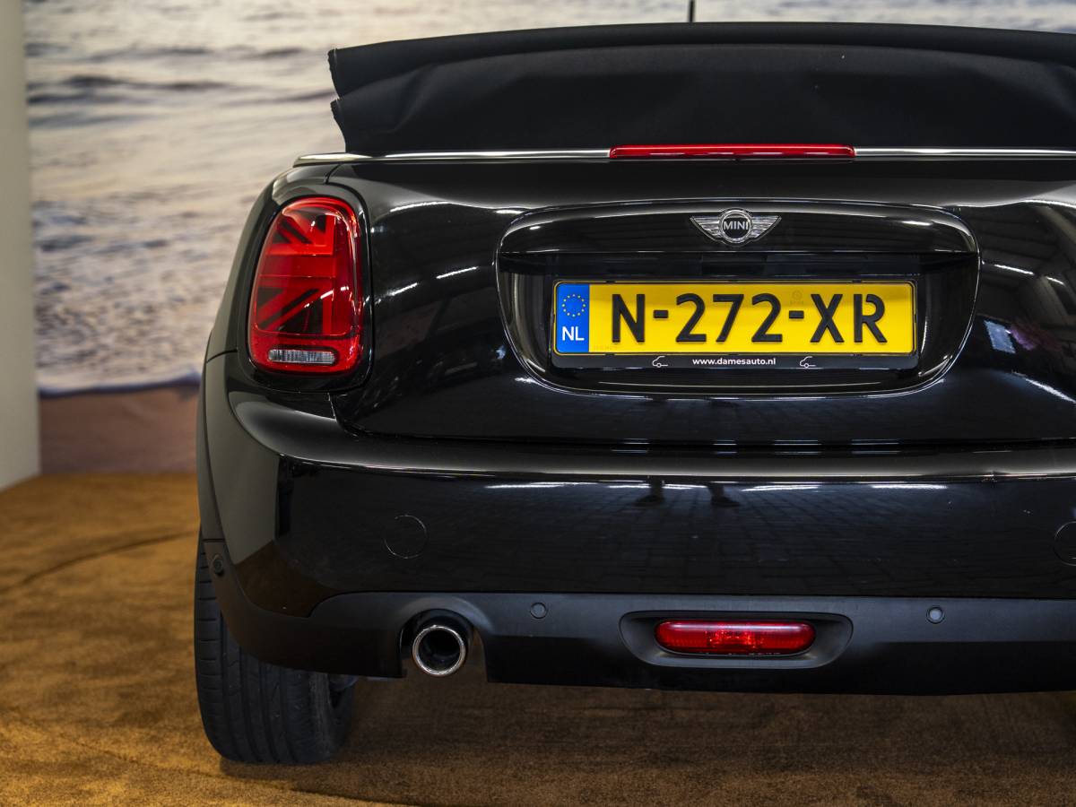 MINI Cooper Cabrio Mini Cabrio 1.5 Cooper Chili Cabriolet, vol opties, incl garantie