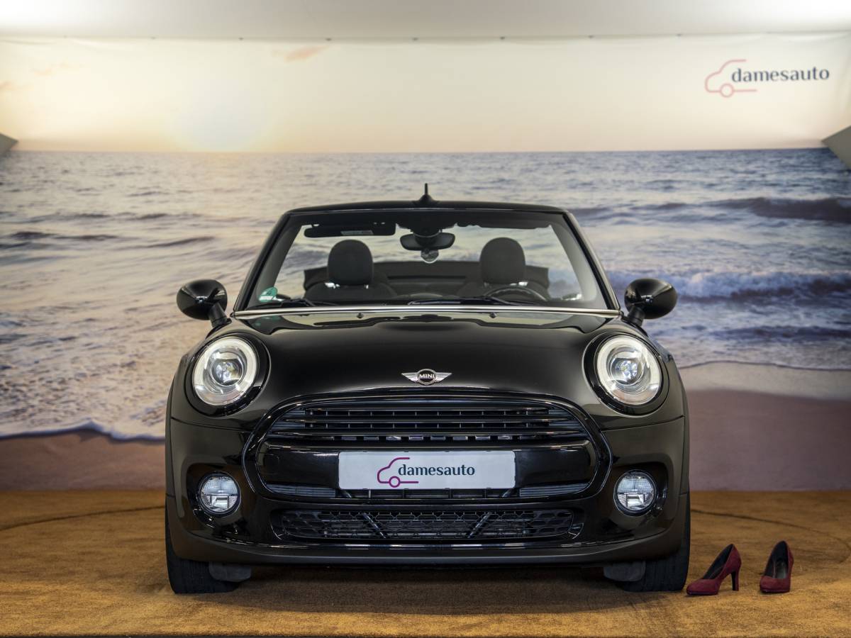 MINI Cooper Cabrio Mini Cabrio 1.5 Cooper Chili Cabriolet, vol opties, incl garantie