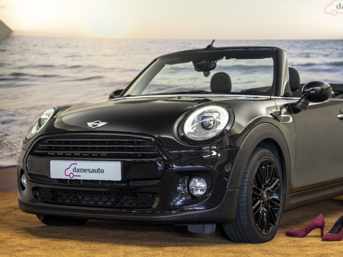 MINI Cooper Cabrio Mini Cabrio 1.5 Cooper Chili Cabriolet, vol opties, incl garantie