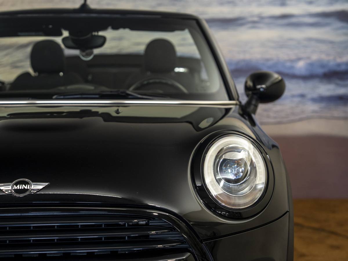 MINI Cooper Cabrio Mini Cabrio 1.5 Cooper Chili Cabriolet, vol opties, incl garantie