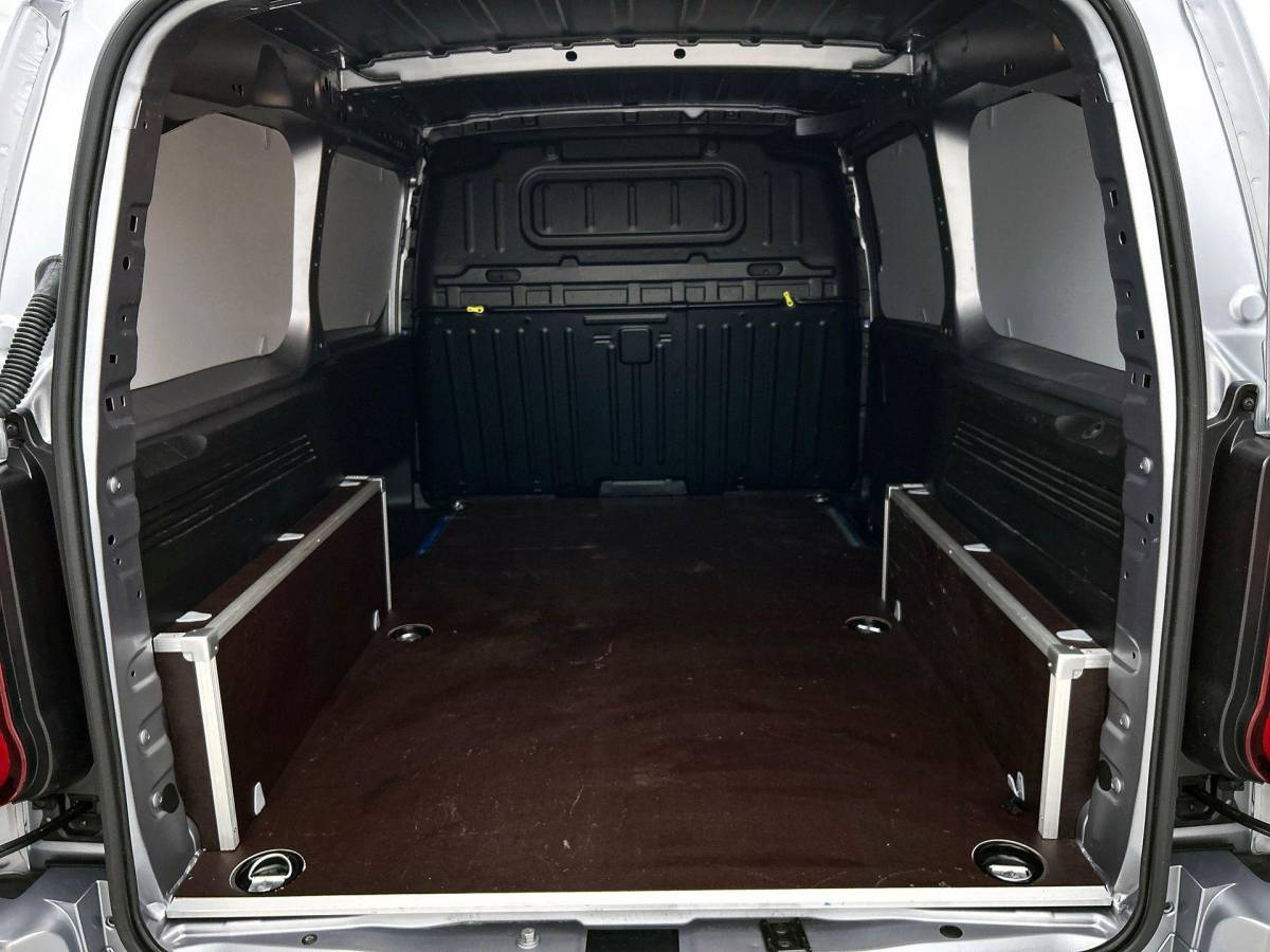 Opel Combo Opel Combo 1.5 BlueHDi 130PK L2 Automaat Apple Carplay / Android Auto Navigatie Trekhaak Airco Camera Cruise Control Parkeersensoren V+A DAB