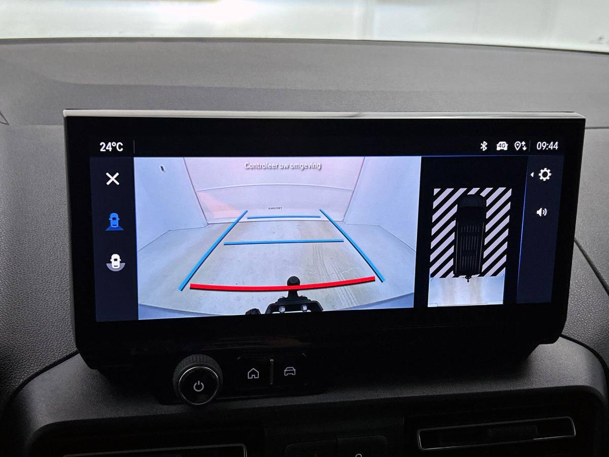 Opel Combo Opel Combo 1.5 BlueHDi 130PK L2 Automaat Apple Carplay / Android Auto Navigatie Trekhaak Airco Camera Cruise Control Parkeersensoren V+A DAB