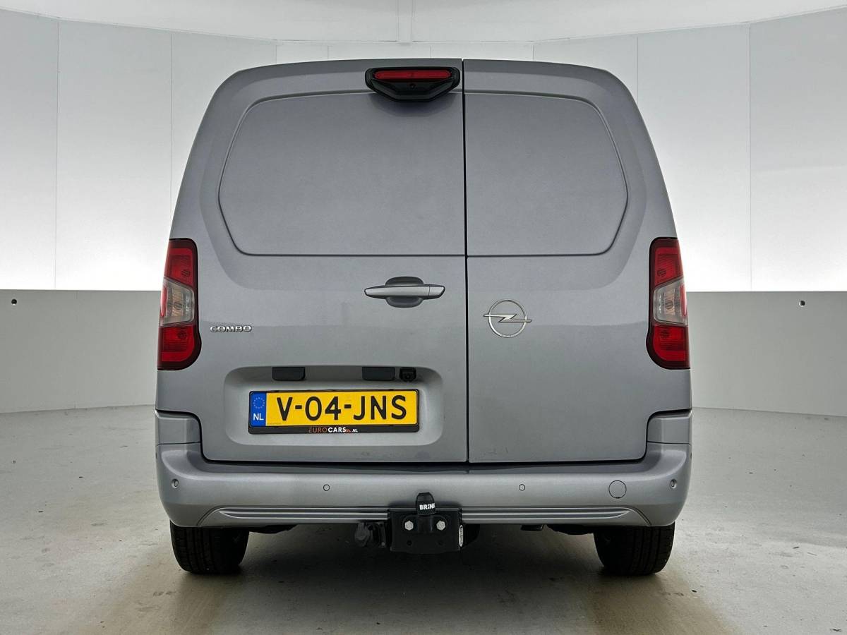 Opel Combo Opel Combo 1.5 BlueHDi 130PK L2 Automaat Apple Carplay / Android Auto Navigatie Trekhaak Airco Camera Cruise Control Parkeersensoren V+A DAB