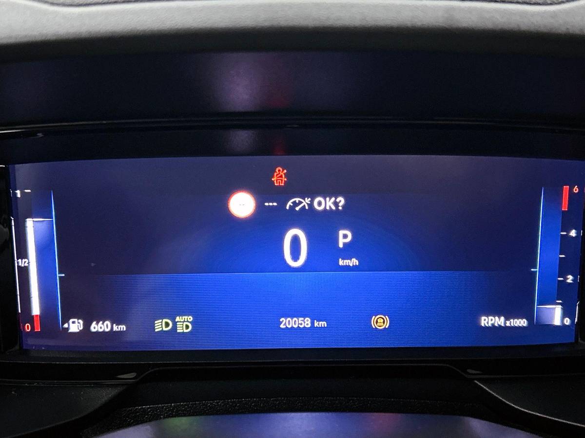 Opel Combo Opel Combo 1.5 BlueHDi 130PK L2 Automaat Apple Carplay / Android Auto Navigatie Trekhaak Airco Camera Cruise Control Parkeersensoren V+A DAB