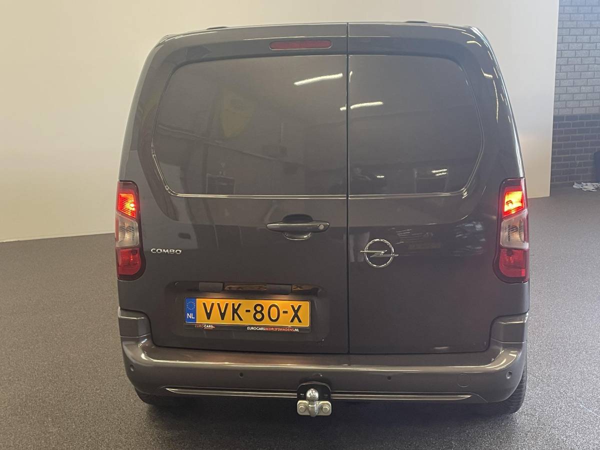 Opel Combo Opel Combo 130pk L1H1 Automaat Sport-Edition Airco Navi Parkeersensoren Trekhaak Cruise control