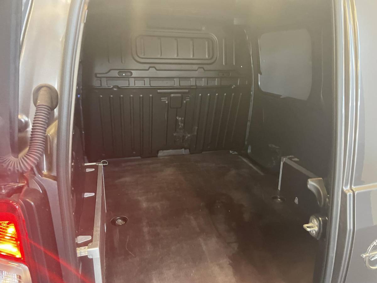 Opel Combo Opel Combo 130pk L1H1 Automaat Sport-Edition Airco Navi Parkeersensoren Trekhaak Cruise control