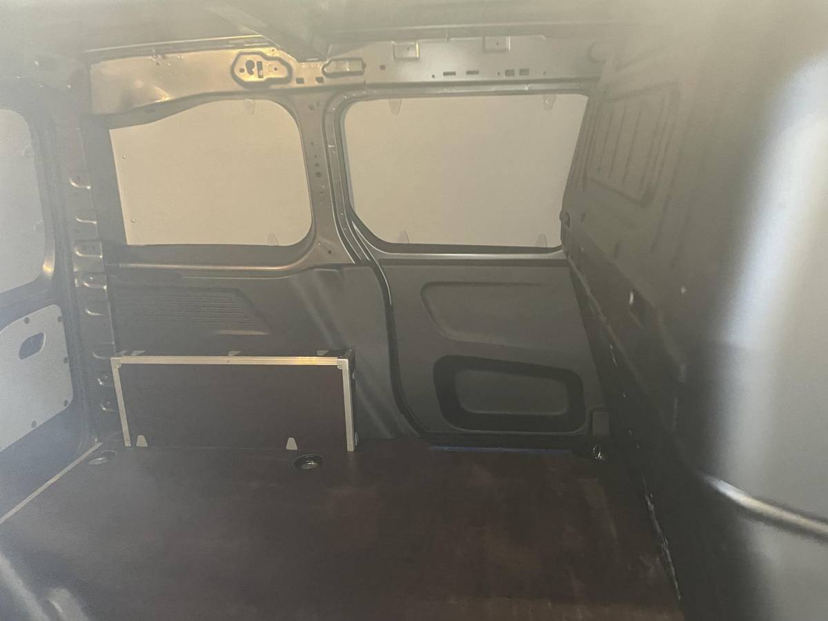 Opel Combo Opel Combo 130pk L1H1 Automaat Sport-Edition Airco Navi Parkeersensoren Trekhaak Cruise control