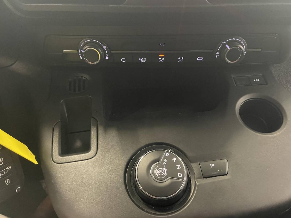 Opel Combo Opel Combo 130pk L1H1 Automaat Sport-Edition Airco Navi Parkeersensoren Trekhaak Cruise control