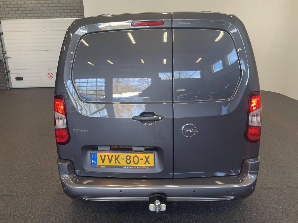 Opel Combo Opel Combo 130pk L1H1 Automaat Sport-Edition Airco Navi Parkeersensoren Trekhaak Cruise control