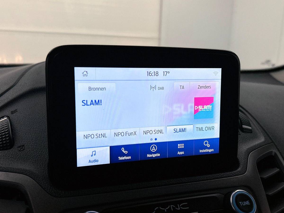 Ford Transit Connect Ford Transit Connect 1.5 L2 Automaat Navigatie Airco Parkeersensoren  Cruise Control Camera Trekhaak
