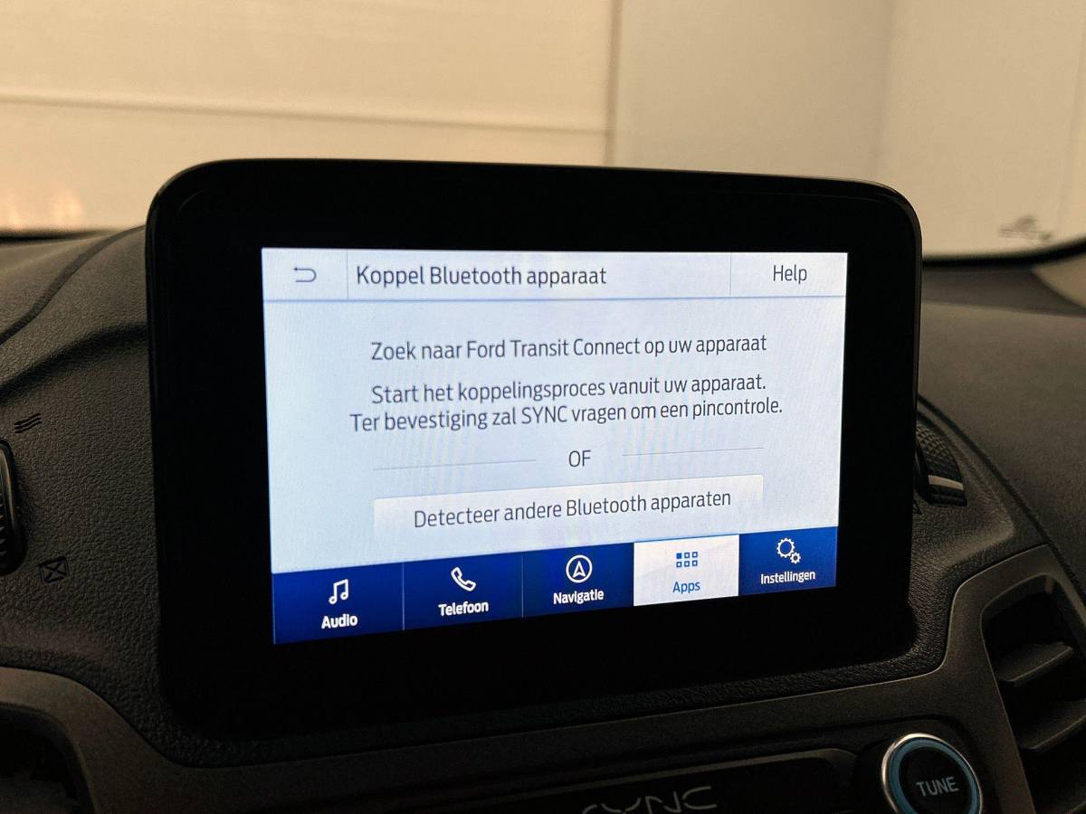 Ford Transit Connect Ford Transit Connect 1.5 L2 Automaat Navigatie Airco Parkeersensoren  Cruise Control Camera Trekhaak