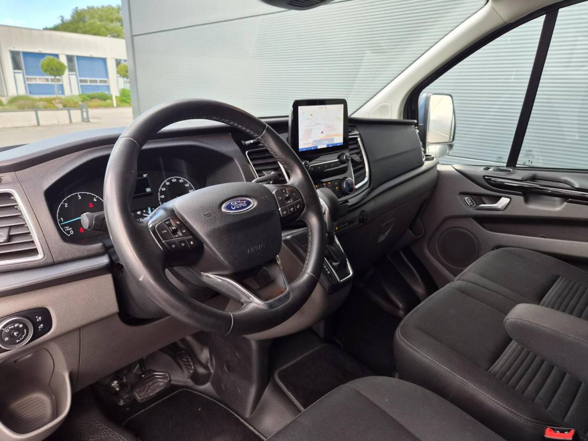 Ford Transit Custom Ford Transit Custom 2.0 TDCI L2H1 DC 6-zits Airco 170pk