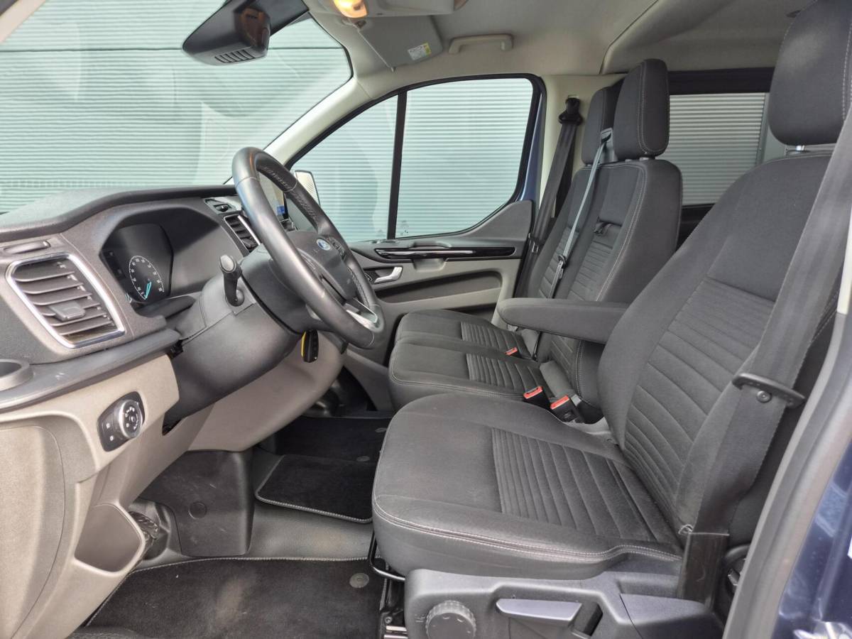 Ford Transit Custom Ford Transit Custom 2.0 TDCI L2H1 DC 6-zits Airco 170pk
