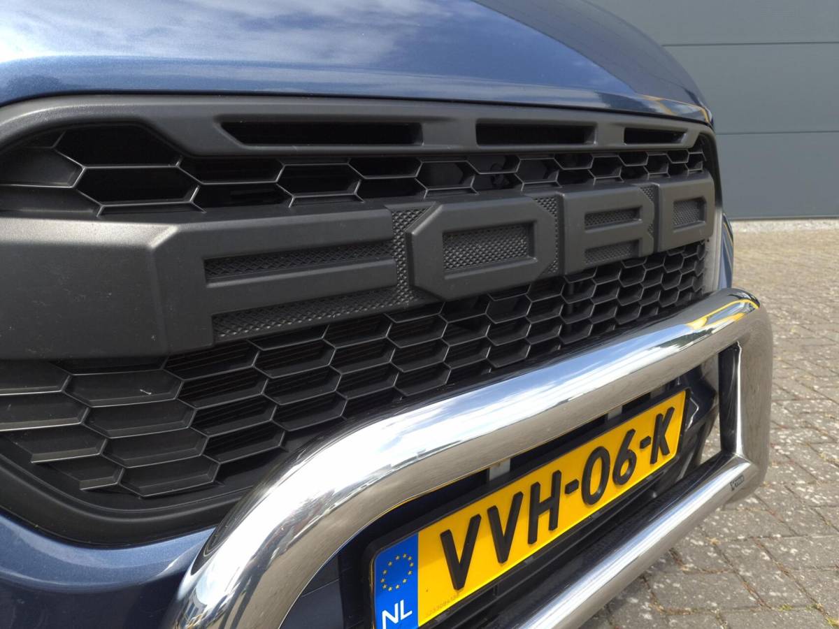 Ford Transit Custom Ford Transit Custom 2.0 TDCI L2H1 DC 6-zits Airco 170pk
