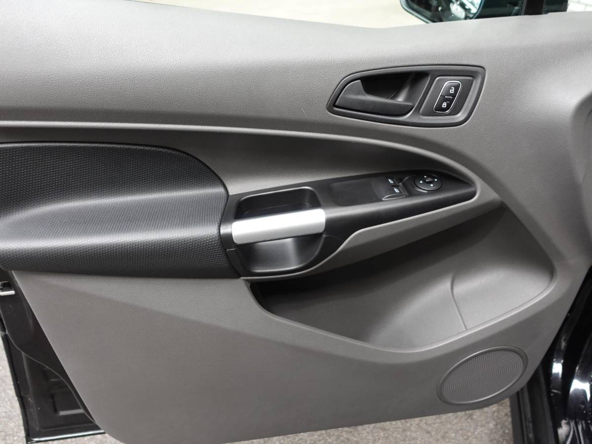 Ford Transit Connect Ford Transit Connect 1.5 EcoBlue L2 Trend Automaat Airco Navigatie Cruise PDC Camera DAB+