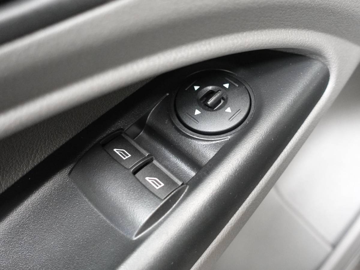 Ford Transit Connect Ford Transit Connect 1.5 EcoBlue L2 Trend Automaat Airco Navigatie Cruise PDC Camera DAB+
