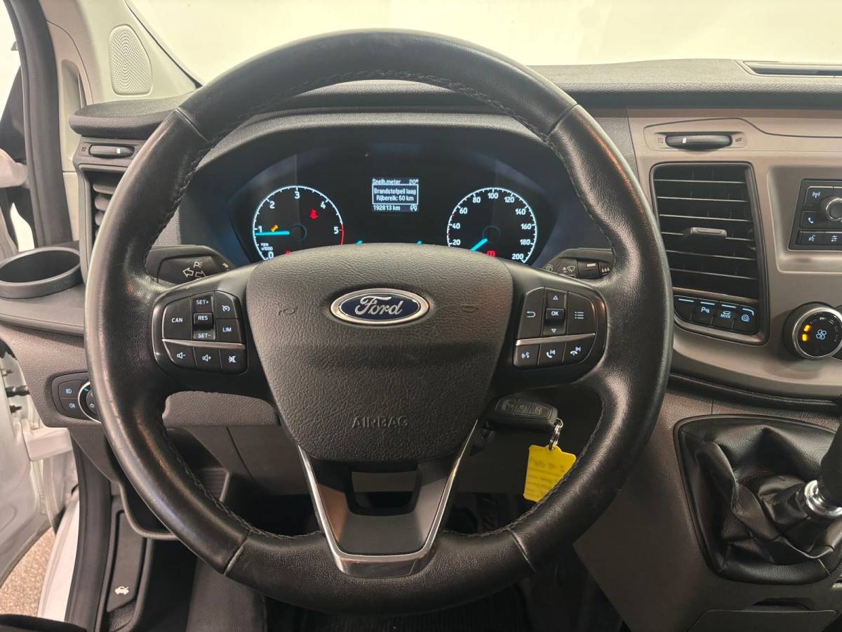 Ford Transit Custom Ford Transit Custom 300 2.0 TDCI L2H1 Trend MHEV Dubbele Cabine Airco Cruise Control