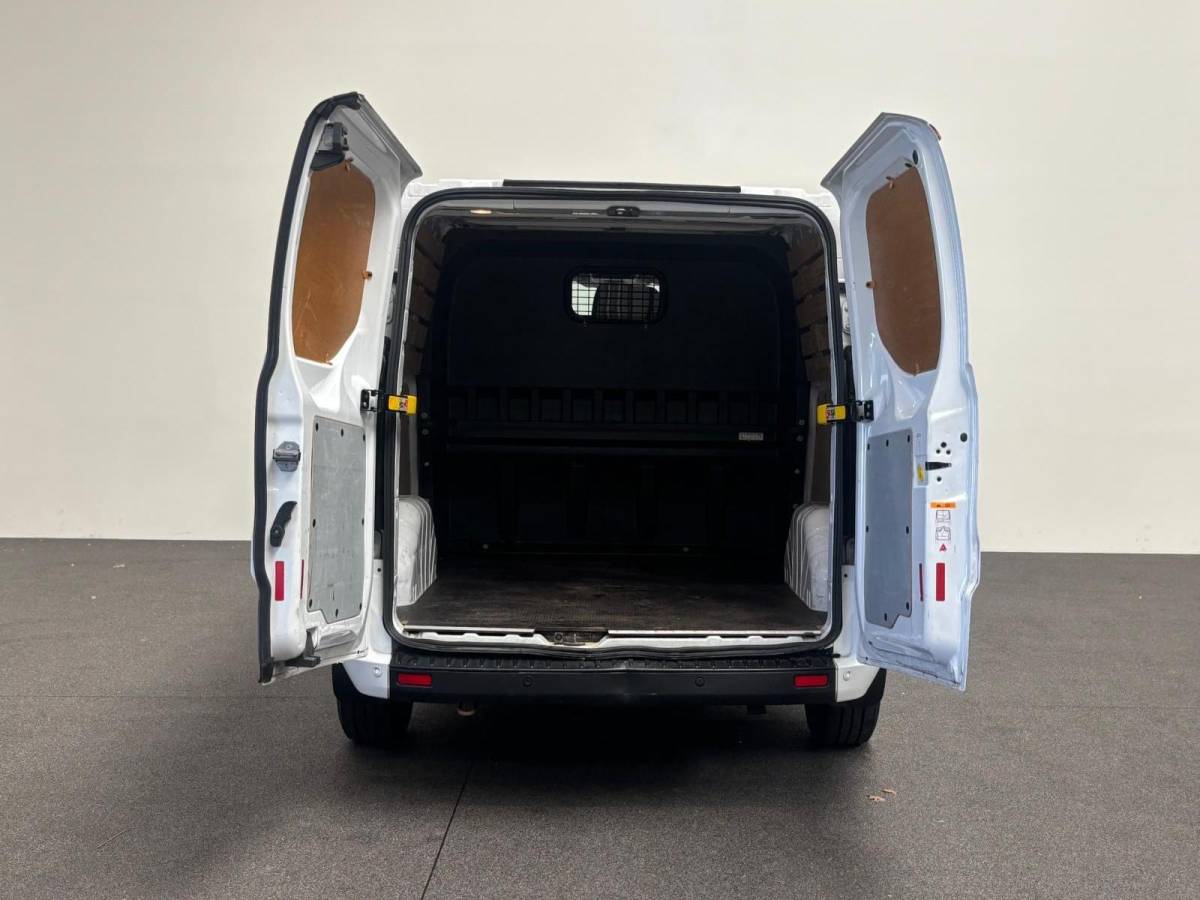 Ford Transit Custom Ford Transit Custom 300 2.0 TDCI L2H1 Trend MHEV Dubbele Cabine Airco Cruise Control