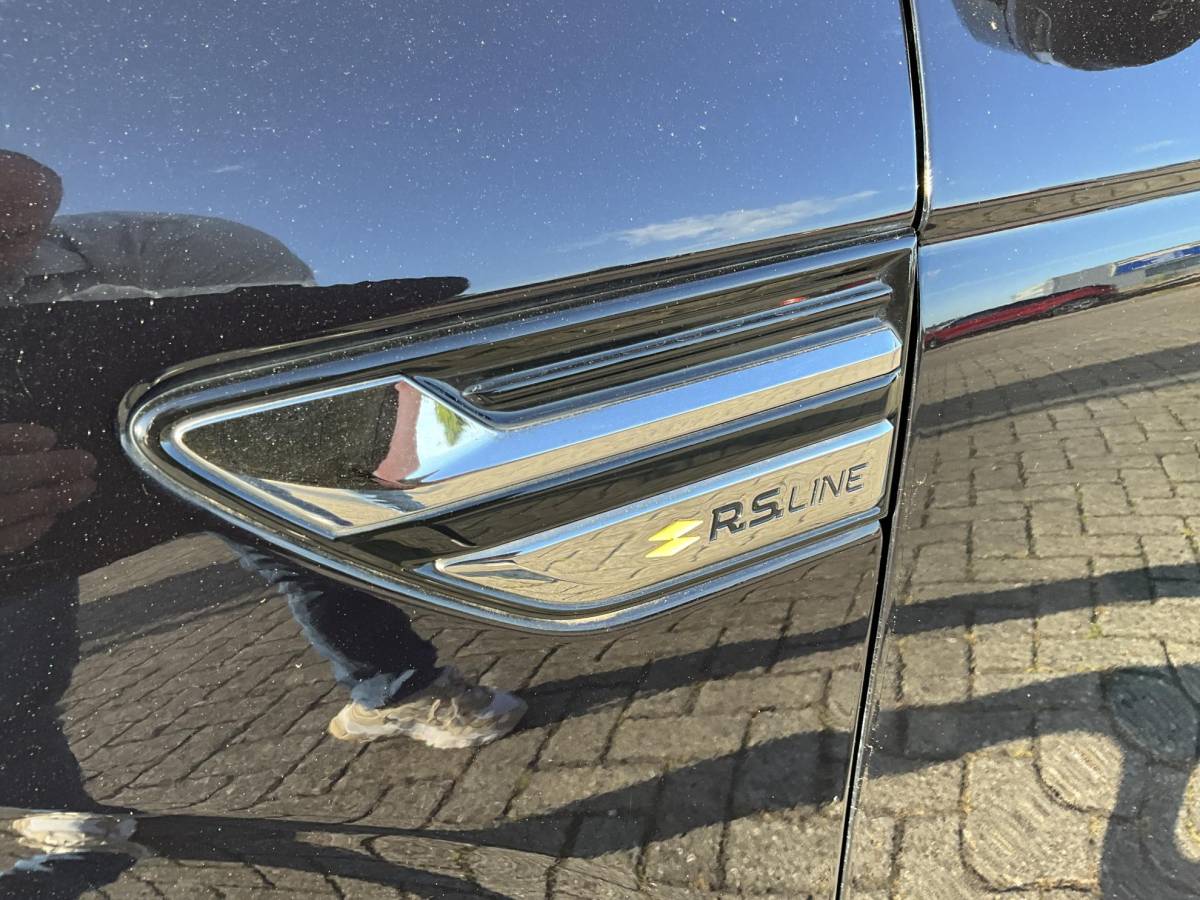Renault Arkana Renault Arkana 1.6 E-Tech hybrid 145 R.S. Line