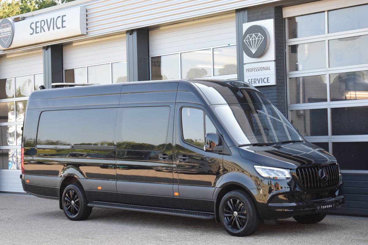 Mercedes-Benz Sprinter Mercedes-Benz Sprinter L4 (!) 319 3.0 V6 CDI DubbelCabine EURO6 Leder | Camera | Trekhaak | Luchtvering | Crossbus