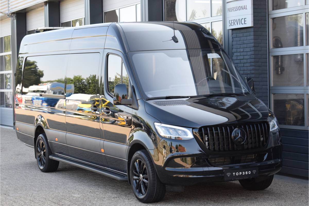 Mercedes-Benz Sprinter Mercedes-Benz Sprinter L4 (!) 319 3.0 V6 CDI DubbelCabine EURO6 Leder | Camera | Trekhaak | Luchtvering | Crossbus