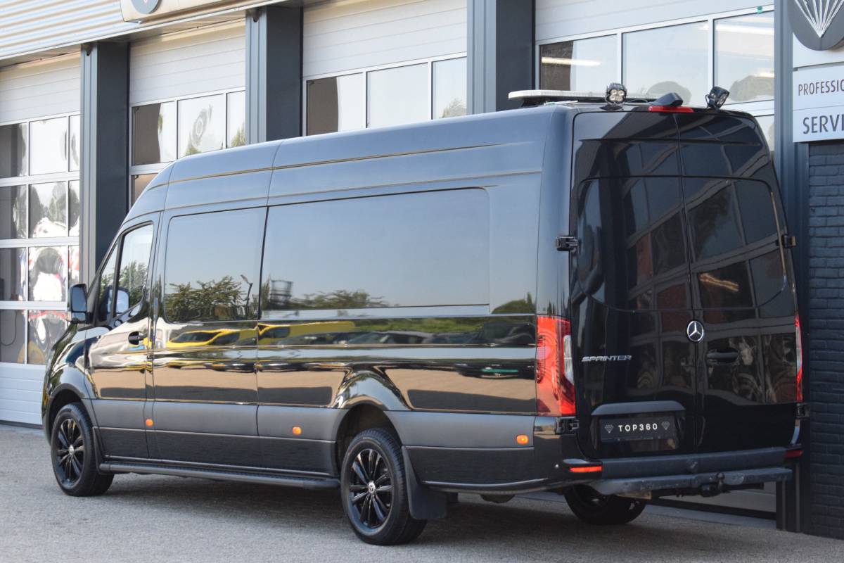 Mercedes-Benz Sprinter Mercedes-Benz Sprinter L4 (!) 319 3.0 V6 CDI DubbelCabine EURO6 Leder | Camera | Trekhaak | Luchtvering | Crossbus