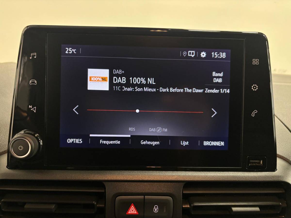 Opel Combo Opel Combo 1.5D L2H1 Edition Automaat Airco Navigatie Apple Carplay/Android Auto Camera Parkeersensoren Trekhaak