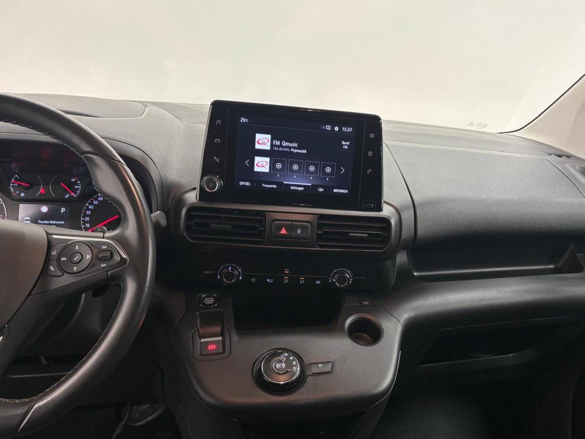 Opel Combo Opel Combo 1.5D L2H1 Edition Automaat Airco Navigatie Apple Carplay/Android Auto Camera Parkeersensoren Trekhaak