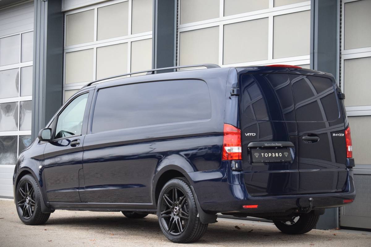 Mercedes-Benz Vito Mercedes-Benz Vito 114 CDI Extra Lang Donkerblauw Metallic! | Trekhaak