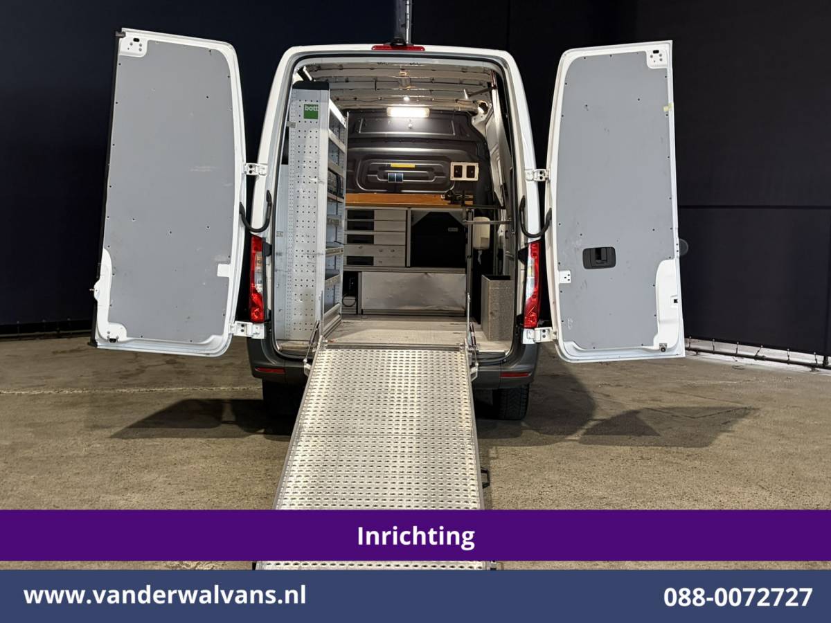 Mercedes-Benz Sprinter Mercedes-Benz Sprinter 311 CDI L2H2 Inrichting Oprijplaat Euro6 Airco | Omvormer | Camera | Apple Carplay | Compressor Android Auto, Sidebars