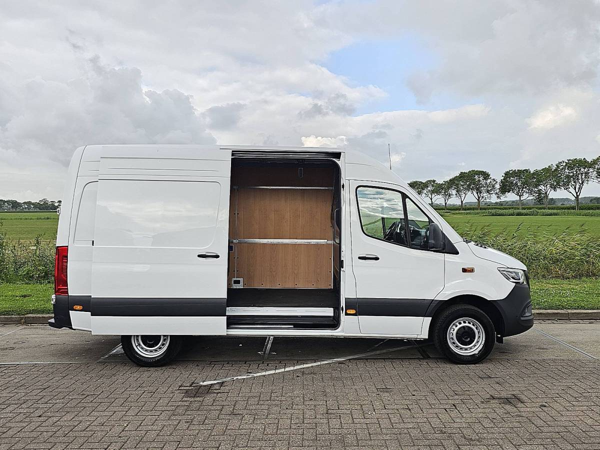 Mercedes-Benz Sprinter MERCEDES-BENZ SPRINTER 317 l2h2 led rwd mbux10