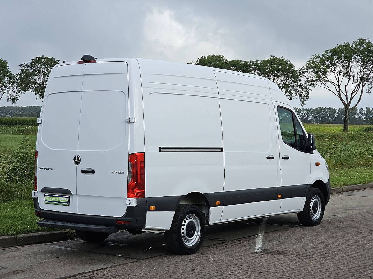 Mercedes-Benz Sprinter MERCEDES-BENZ SPRINTER 317 l2h2 led rwd mbux10