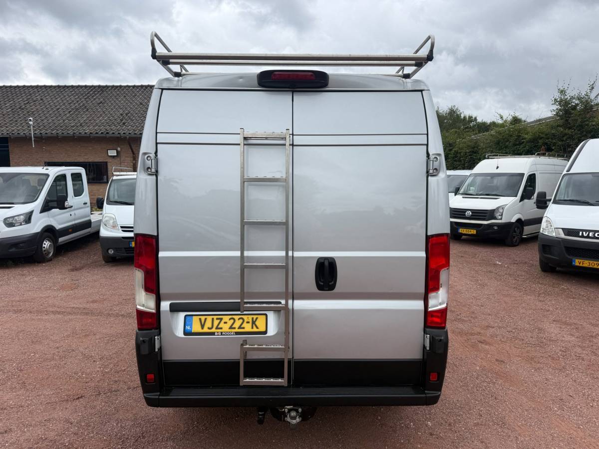 Fiat Ducato Fiat Ducato 30 2.3 MultiJet L2H2 Navigatie / Cruise Control / Imperiaal