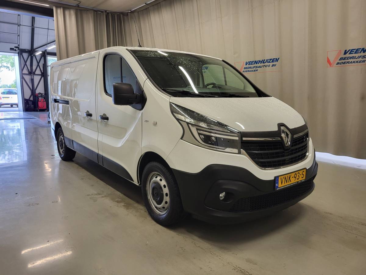 Renault Trafic Renault Trafic 2.0dCi 145pk L2/H1 Automaat Euro 6!