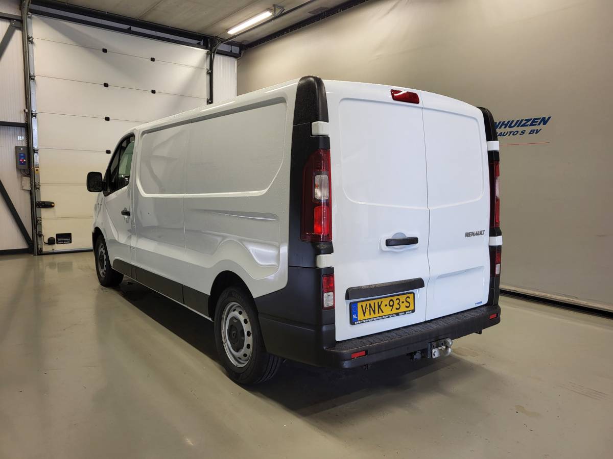 Renault Trafic Renault Trafic 2.0dCi 145pk L2/H1 Automaat Euro 6!