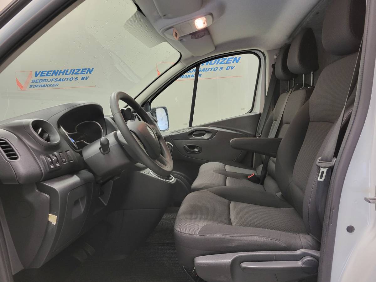 Renault Trafic Renault Trafic 2.0dCi 145pk L2/H1 Automaat Euro 6!