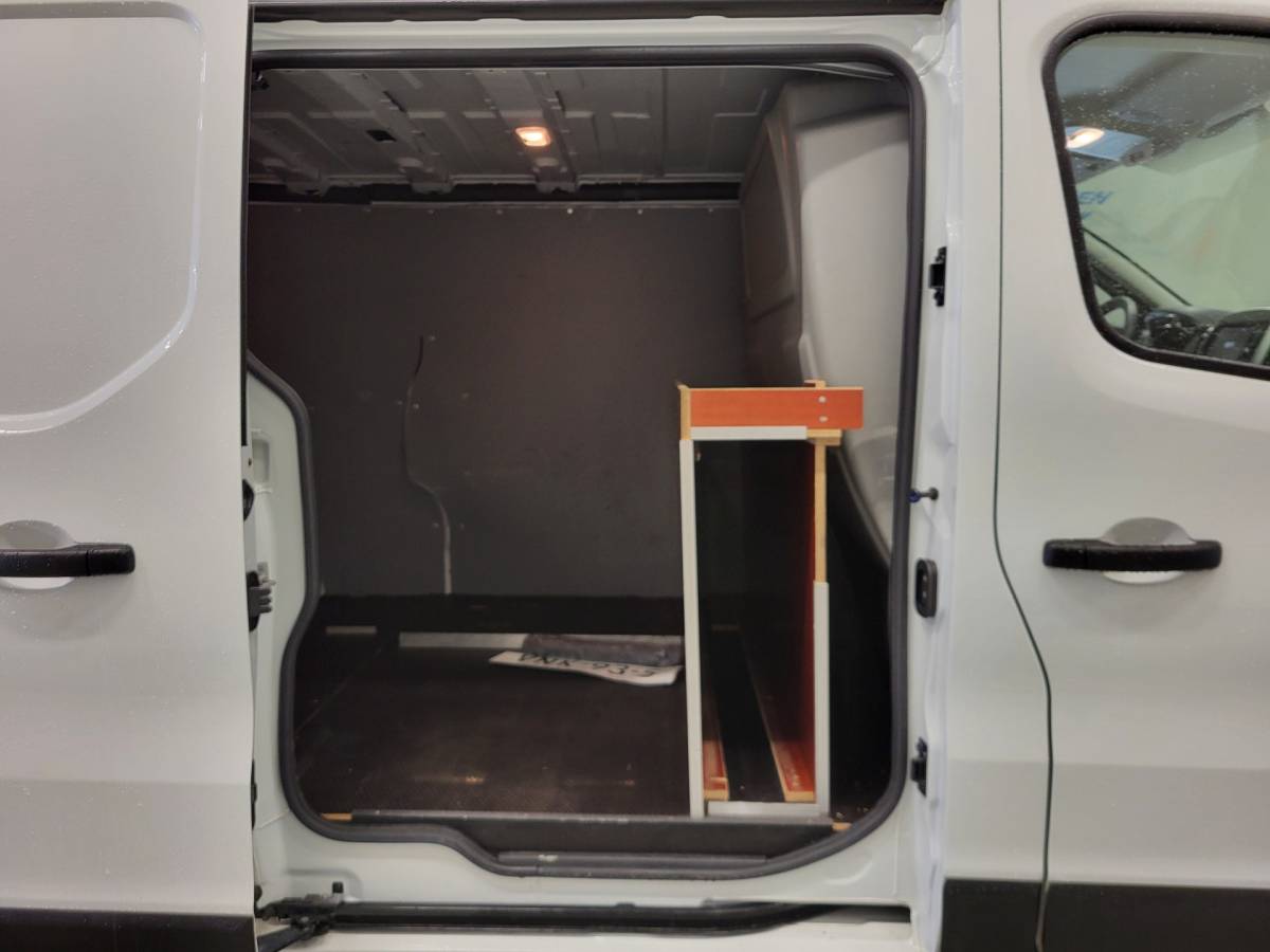 Renault Trafic Renault Trafic 2.0dCi 145pk L2/H1 Automaat Euro 6!