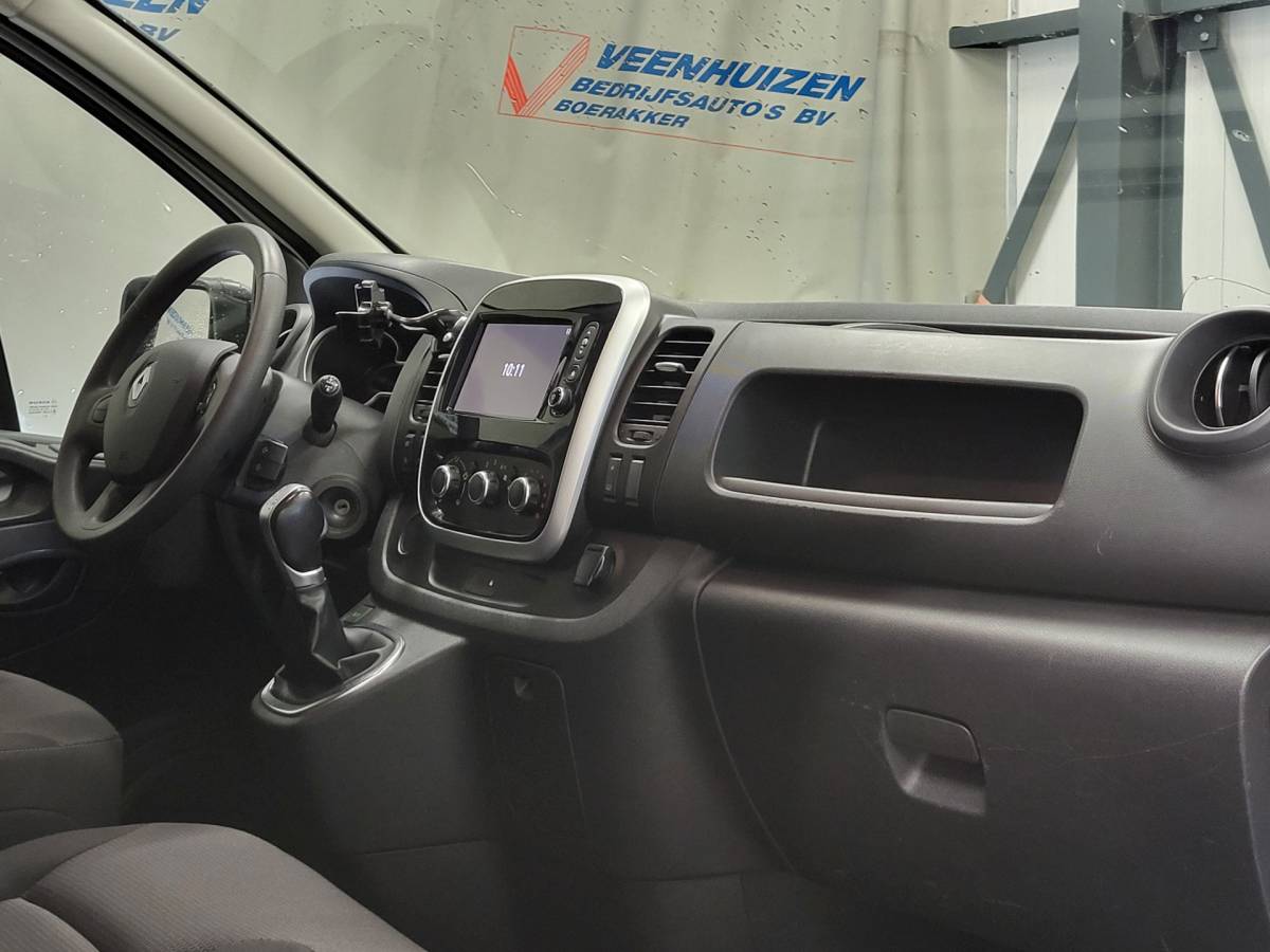 Renault Trafic Renault Trafic 2.0dCi 145pk L2/H1 Automaat Euro 6!