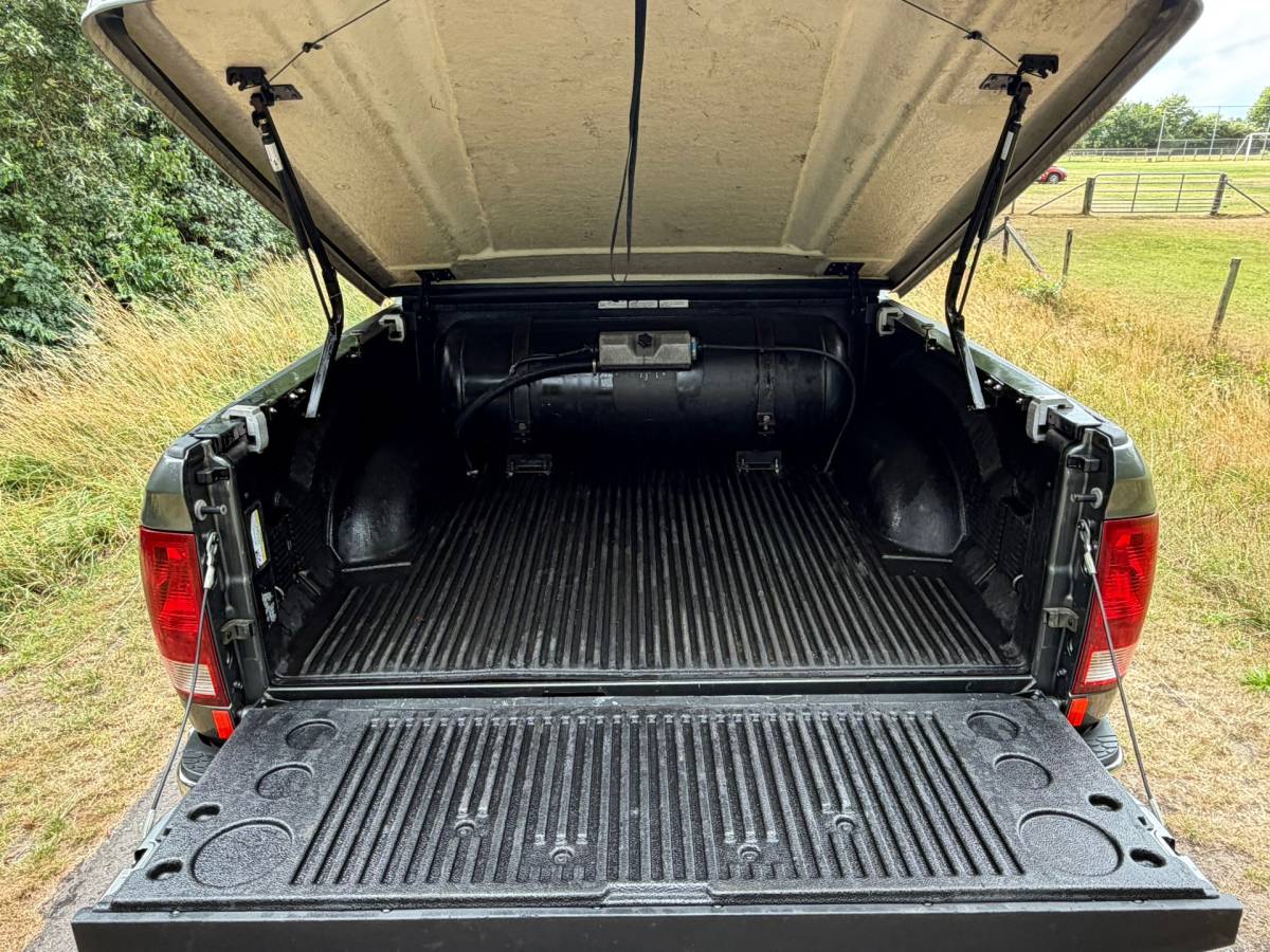 Dodge Ram 1500 Dodge Ram 1500 5.7 V8 Crew Cab 5’7 | LARAMIE + Schuif/kanteldak + Lederbekleding + BTW