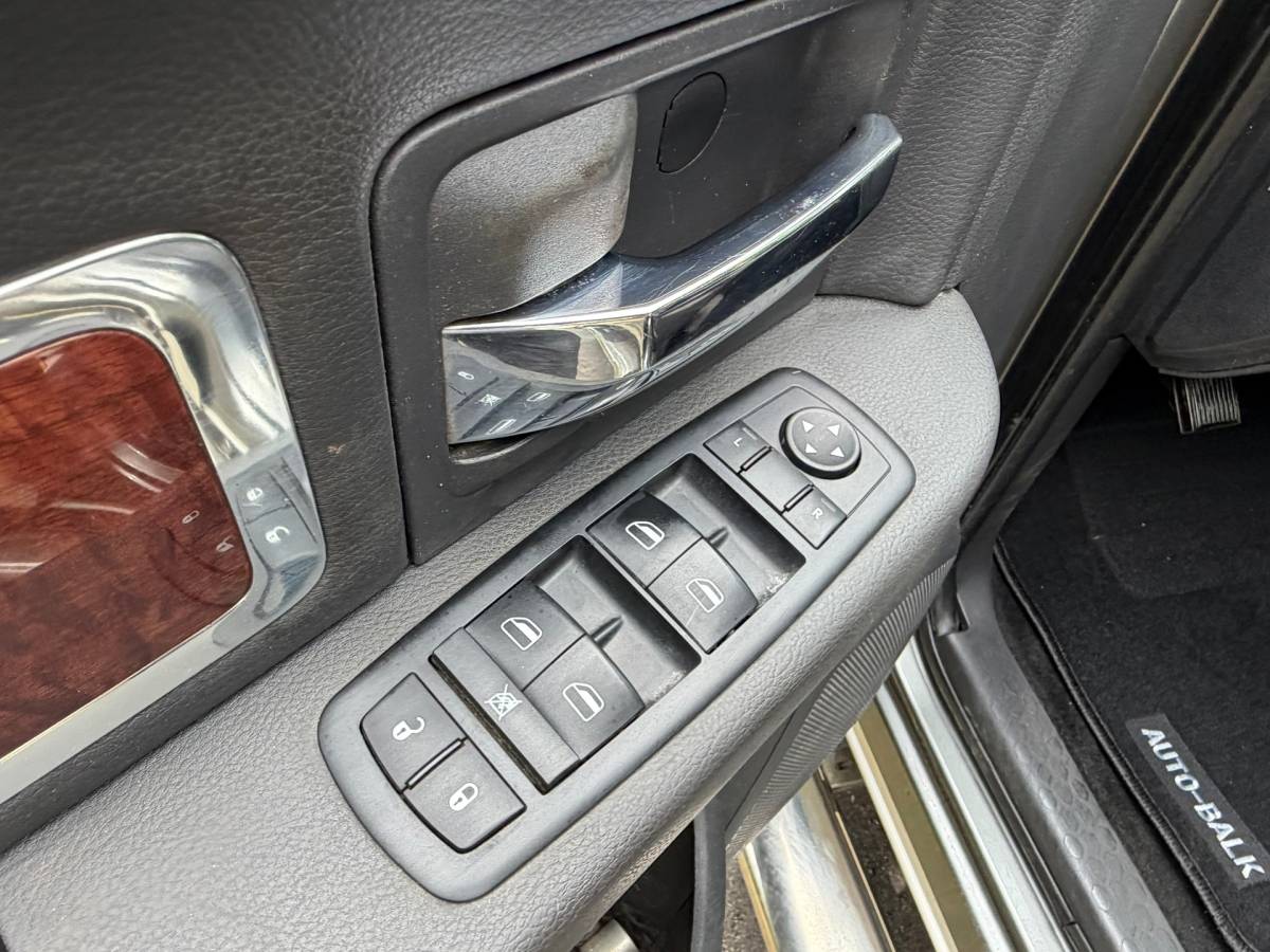 Dodge Ram 1500 Dodge Ram 1500 5.7 V8 Crew Cab 5’7 | LARAMIE + Schuif/kanteldak + Lederbekleding + BTW