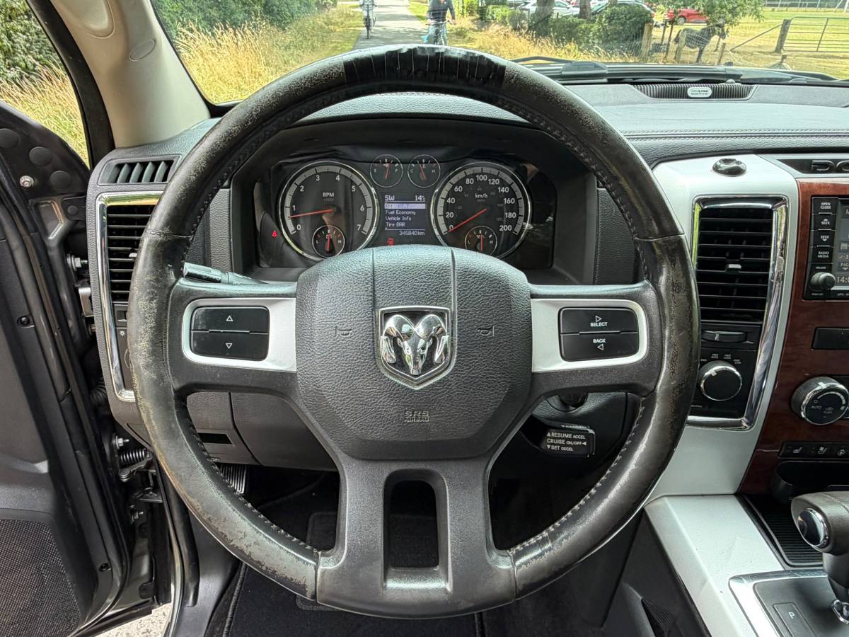 Dodge Ram 1500 Dodge Ram 1500 5.7 V8 Crew Cab 5’7 | LARAMIE + Schuif/kanteldak + Lederbekleding + BTW